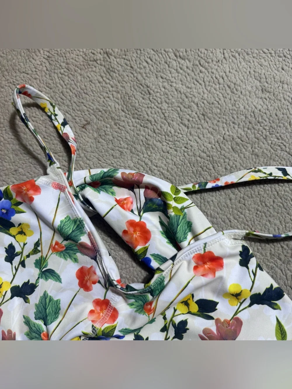 Fabletics Sports Bra Womens Large Kenzie Poppy Field Print Moisture Wicking